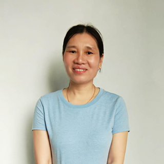 蒋四兰阿姨 不住家保姆,小时工 湖南人 47岁 10年经验 初中学历 做家务