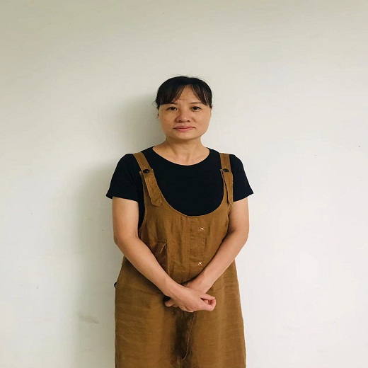 吴阿姨 不住家保姆,小时工 浙江人 50岁 2年经验 初中学历 做家务